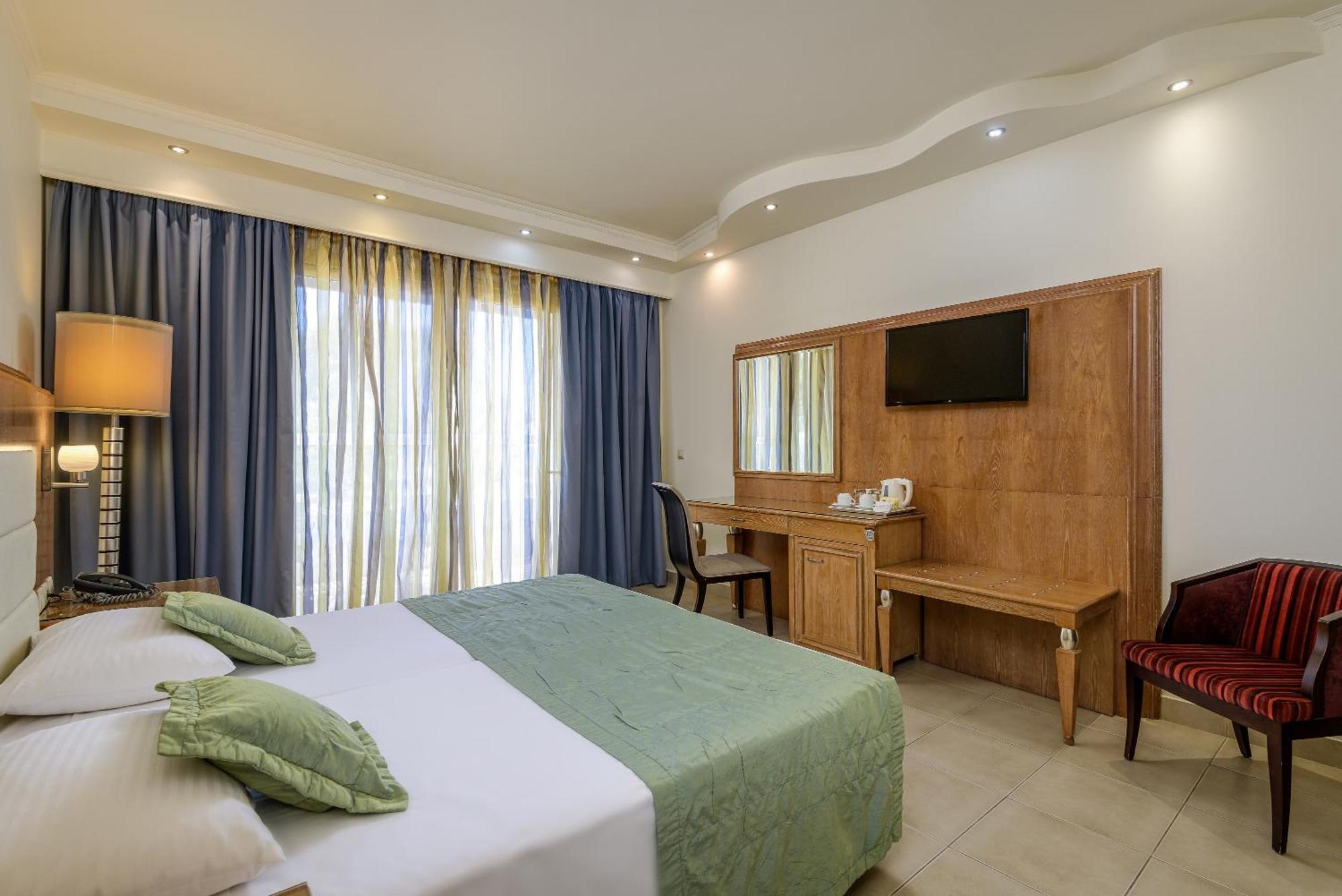 Natura Park Village Hotel & Spa Psalidi  Ngoại thất bức ảnh