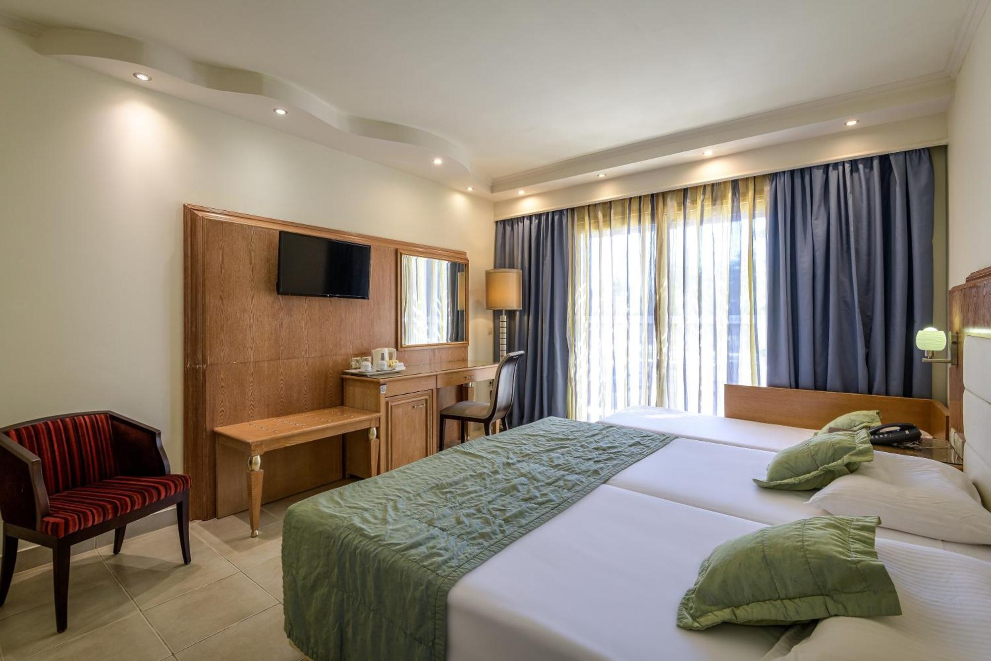 Natura Park Village Hotel & Spa Psalidi  Ngoại thất bức ảnh